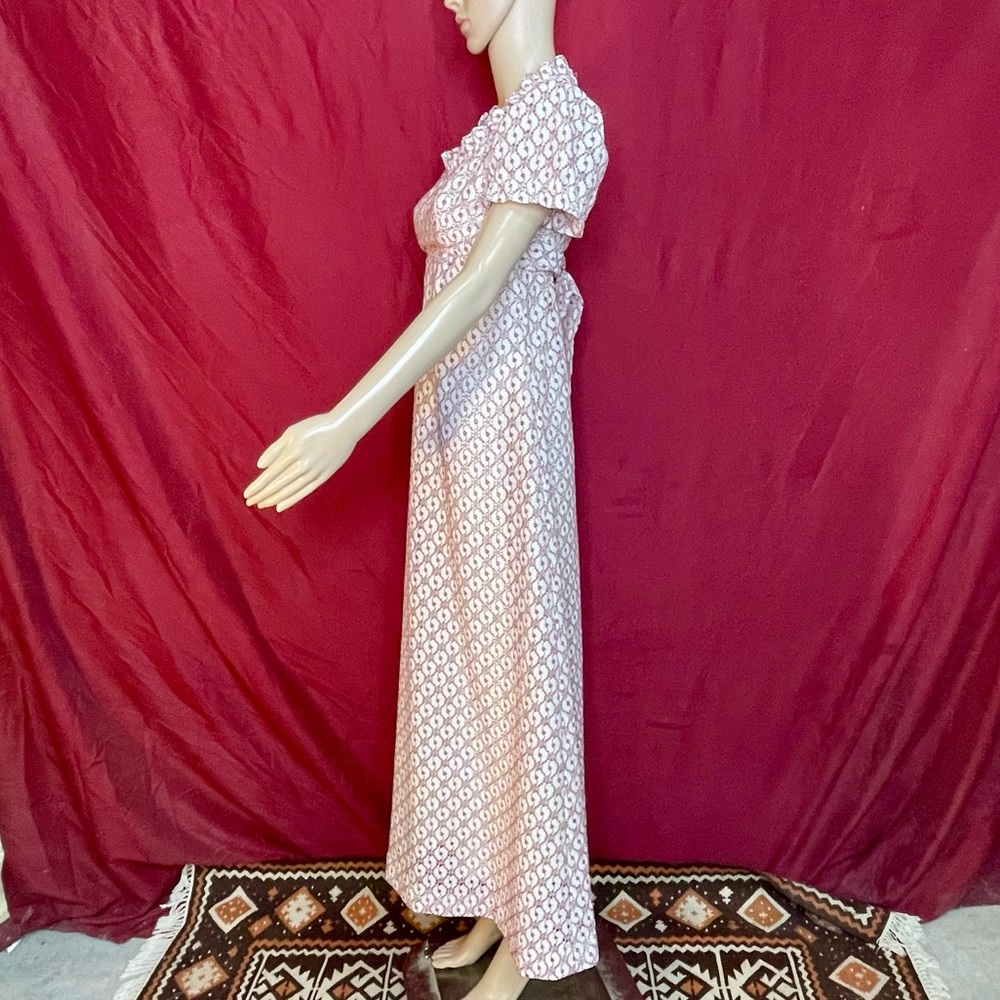 Vintage 1960’s Lace Eyelet Tie Back Dress With Velvet Vest Small - Picture 8 of 12